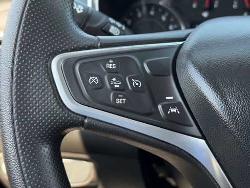 Used 2023 Chevrolet Equinox LT FWD image 15