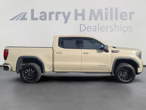 Used 2022 GMC Sierra 1500 AT4X image 6