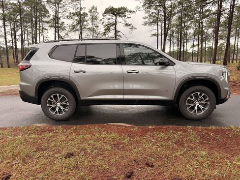 New 2026 GMC Acadia AT4 w/ Luxury Package AWD/4WD image 6