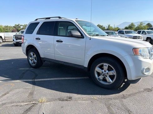 Used 2012 Ford Escape XLT AWD/4WD image 3