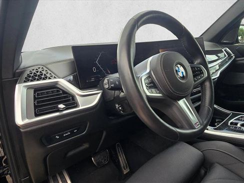 Used 2024 BMW X5 xDrive40i w/ M Sport Package AWD/4WD image 9