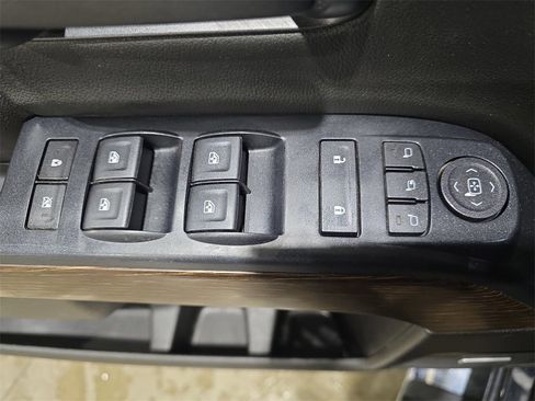 Used 2019 GMC Sierra 3500 Denali w/ Duramax Plus Package image 28