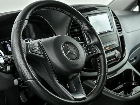 Used 2018 Mercedes-Benz Metris Passenger image 16