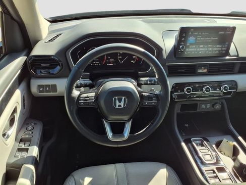 Used 2024 Honda Pilot EX-L image 9