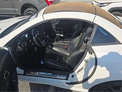Used 2015 Mercedes-Benz SLK 350 w/ Multimedia Package image 4