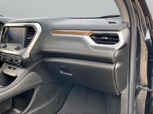 Certified 2023 GMC Acadia SLE w/ Driver Convenience Package FWD image 16