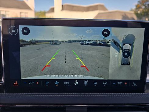 Used 2025 Lincoln Corsair AWD w/ Equipment Group 101A image 23