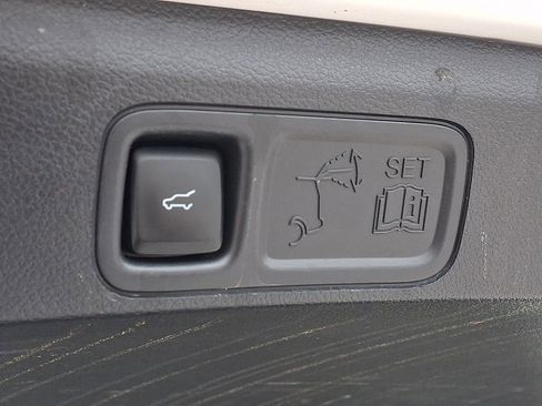 Used 2024 Ford Expedition Max Limited AWD/4WD image 31