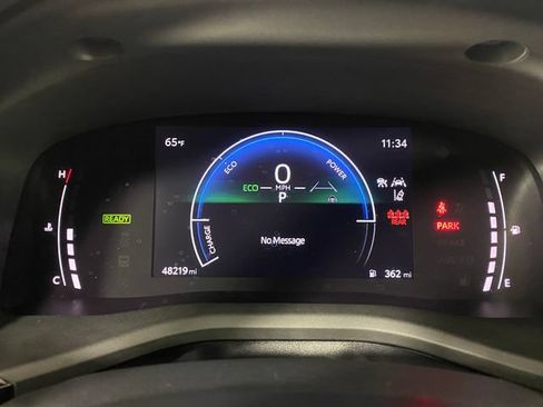 Used 2025 Toyota Camry LE FWD image 19