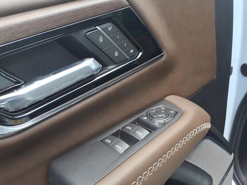 New 2026 GMC Yukon Denali Ultimate AWD/4WD image 17