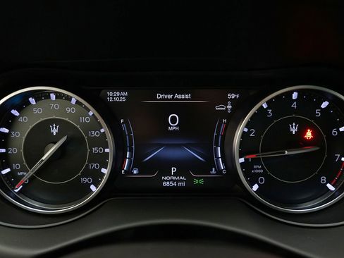 Used 2022 Maserati Levante F Tributo image 19