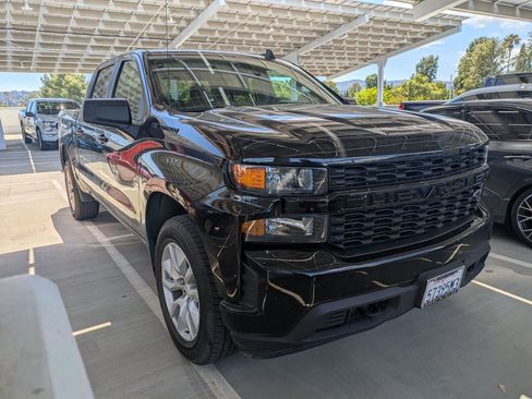 Used 2022 Chevrolet Silverado 1500 Custom w/ LPO, Dark Essentials Package RWD image 2
