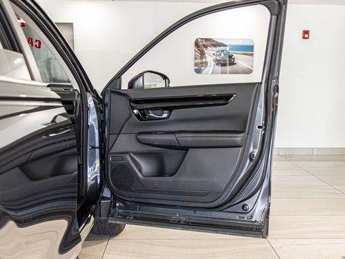 Used 2025 Honda CR-V EX-L image 40