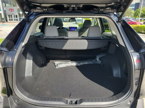 Used 2025 Toyota RAV4 XLE Premium FWD image 11