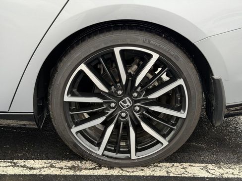 Used 2023 Honda Accord Touring image 32