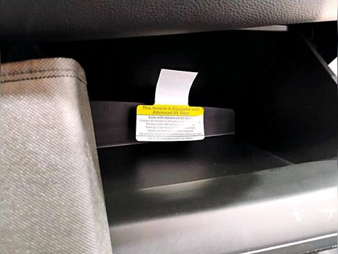 Used 2022 Toyota Corolla LE image 44