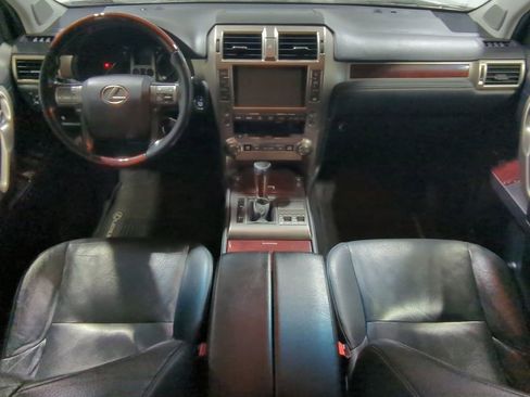 Used 2016 Lexus GX 460 460 w/ Premium Package image 18