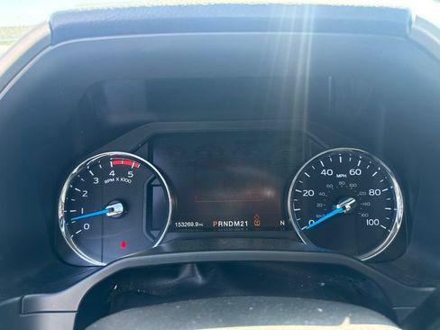 Used 2017 Ford F250 Lariat w/ Lariat Ultimate Package AWD/4WD image 4