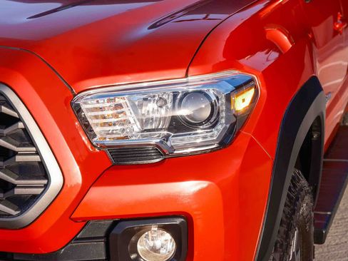 Certified 2023 Toyota Tacoma TRD Off-Road RWD image 12