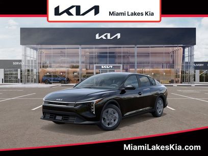 New 2025 Kia K4 LX