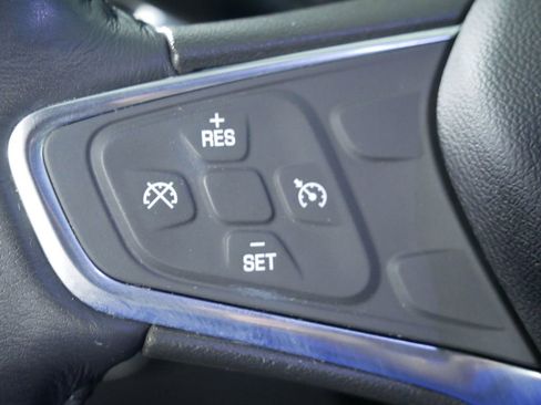 Used 2019 Chevrolet Equinox LT AWD/4WD image 24