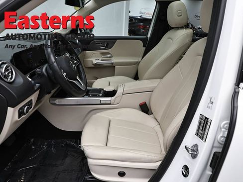 Used 2021 Mercedes-Benz GLB 250 4MATIC image 14