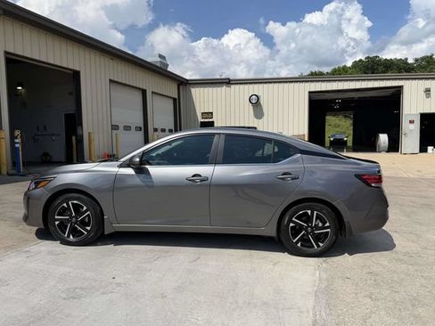 Used 2024 Nissan Sentra SV w/ All-Weather Package FWD image 7