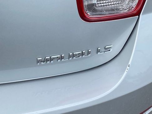 Used 2016 Chevrolet Malibu LS image 3