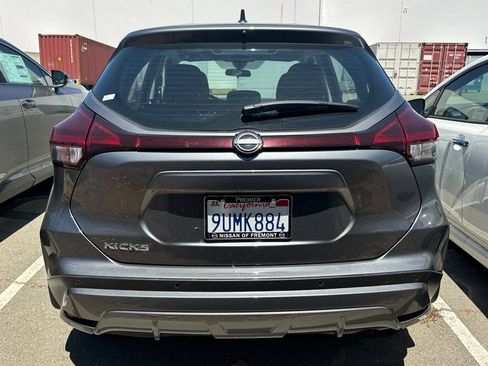 Certified 2025 Nissan Kicks Play S FWD image 6