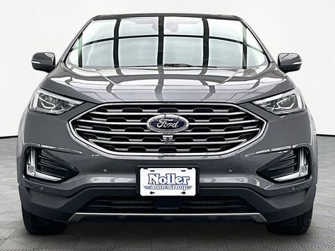 Certified 2022 Ford Edge Titanium w/ Equipment Group 301A AWD/4WD image 3