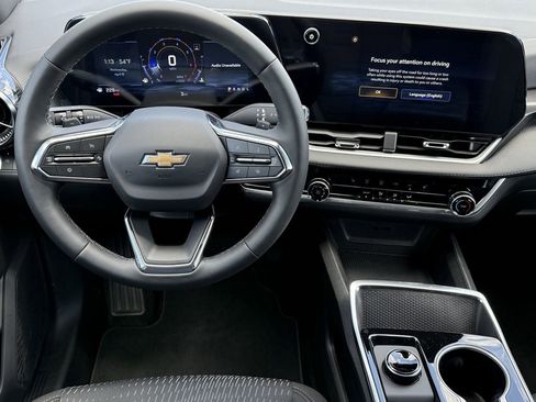 New 2026 Chevrolet Equinox LT w/ Safety and Technology Package image 11