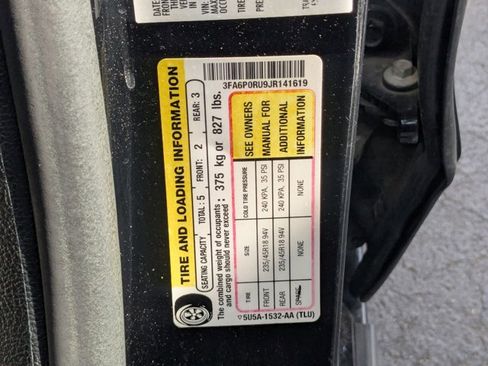 Used 2018 Ford Fusion Titanium image 15