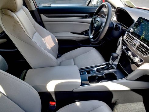 Used 2022 Honda Accord LX image 8