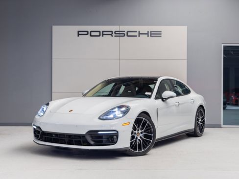 Certified 2023 Porsche Panamera 4 Platinum Edition image 1
