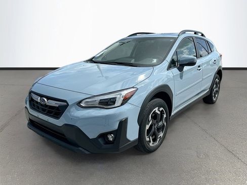 Used 2022 Subaru Crosstrek 2.5i Limited w/ Moonroof Package 2 AWD/4WD image 3