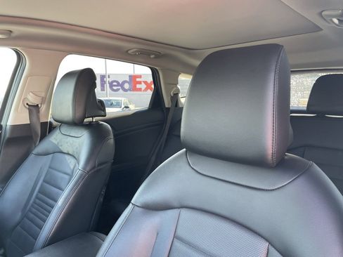 Used 2023 Kia Sportage SX image 23