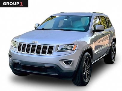 Used 2015 Jeep Grand Cherokee Laredo w/ Quick Order Package 23E
