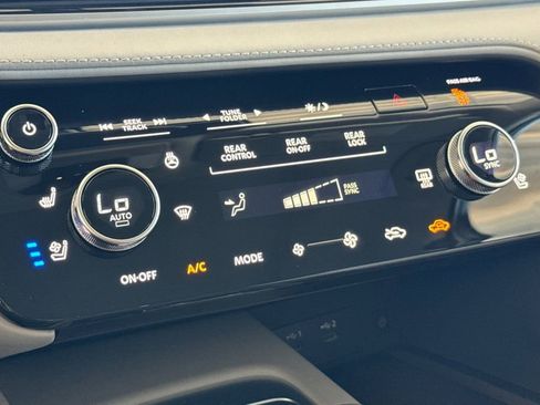 New 2026 INFINITI QX60 Luxe w/ Cargo Package image 17