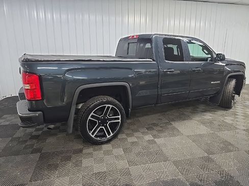 Used 2017 GMC Sierra 1500 SLE w/ SLE Value Package AWD/4WD image 3
