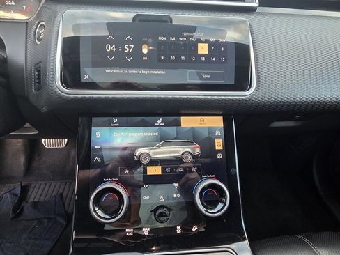 Used 2021 Land Rover Range Rover Velar R-Dynamic S image 27