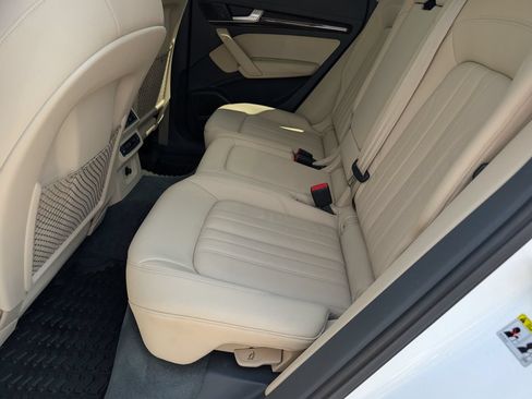 Used 2018 Audi Q5 2.0T Premium Plus w/ Premium Plus Package AWD/4WD image 13