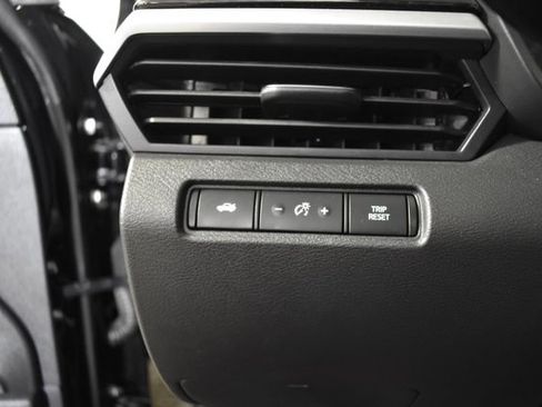 Certified 2024 Nissan Altima 2.5 SR w/ SR Premium Package AWD/4WD image 14