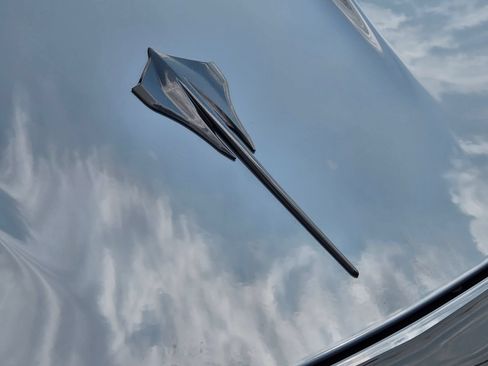 Used 2024 Chevrolet Corvette Stingray Preferred Conv w/ Z51 Performance Package RWD image 6