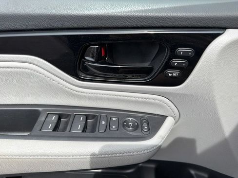 Used 2023 Honda Odyssey Touring image 24
