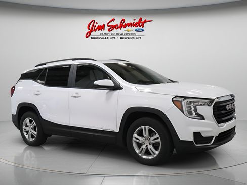 Used 2022 GMC Terrain SLE w/ Driver Convenience Package AWD/4WD image 1