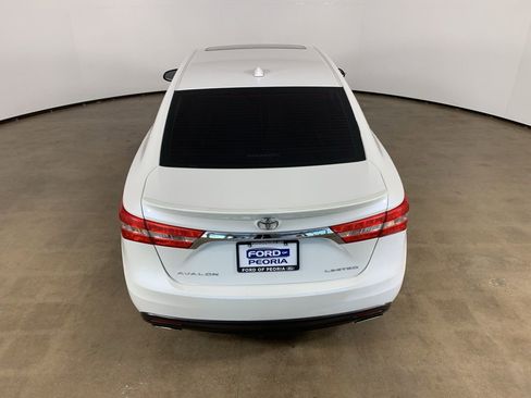 Used 2014 Toyota Avalon Limited w/ Technology Package image 11