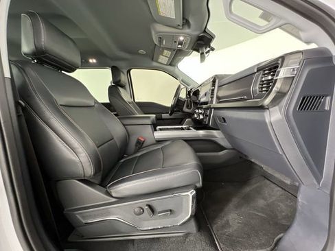 Used 2023 Ford F450 Lariat w/ Lariat Ultimate Package image 28