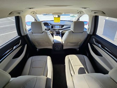 Used 2019 Buick Enclave Essence image 43