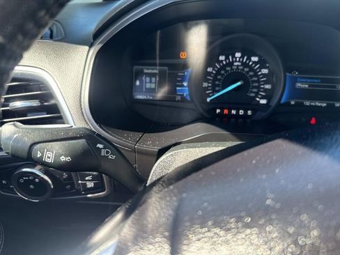 Used 2023 Ford Edge Titanium image 33