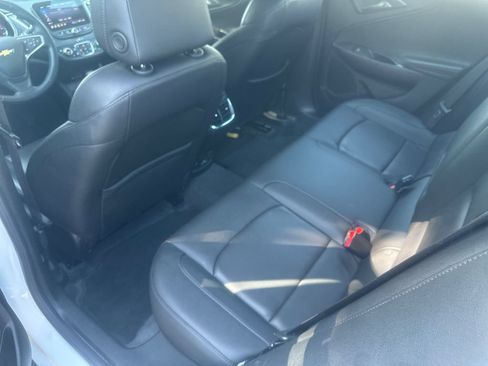 Used 2024 Chevrolet Malibu LT FWD image 19